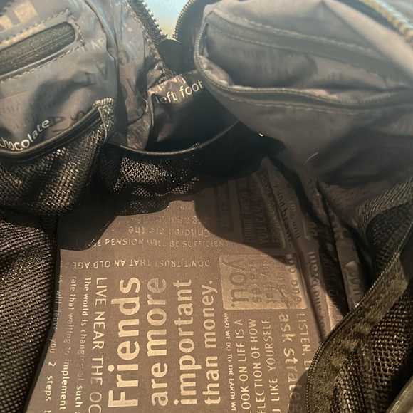 Rare Lululemon workout, yoga or travel bag. - Picture 11 of 13
